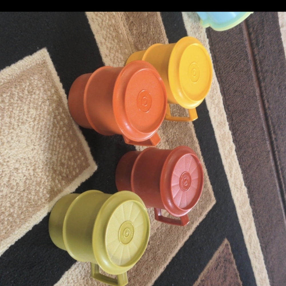 Tupperware vintage mugs